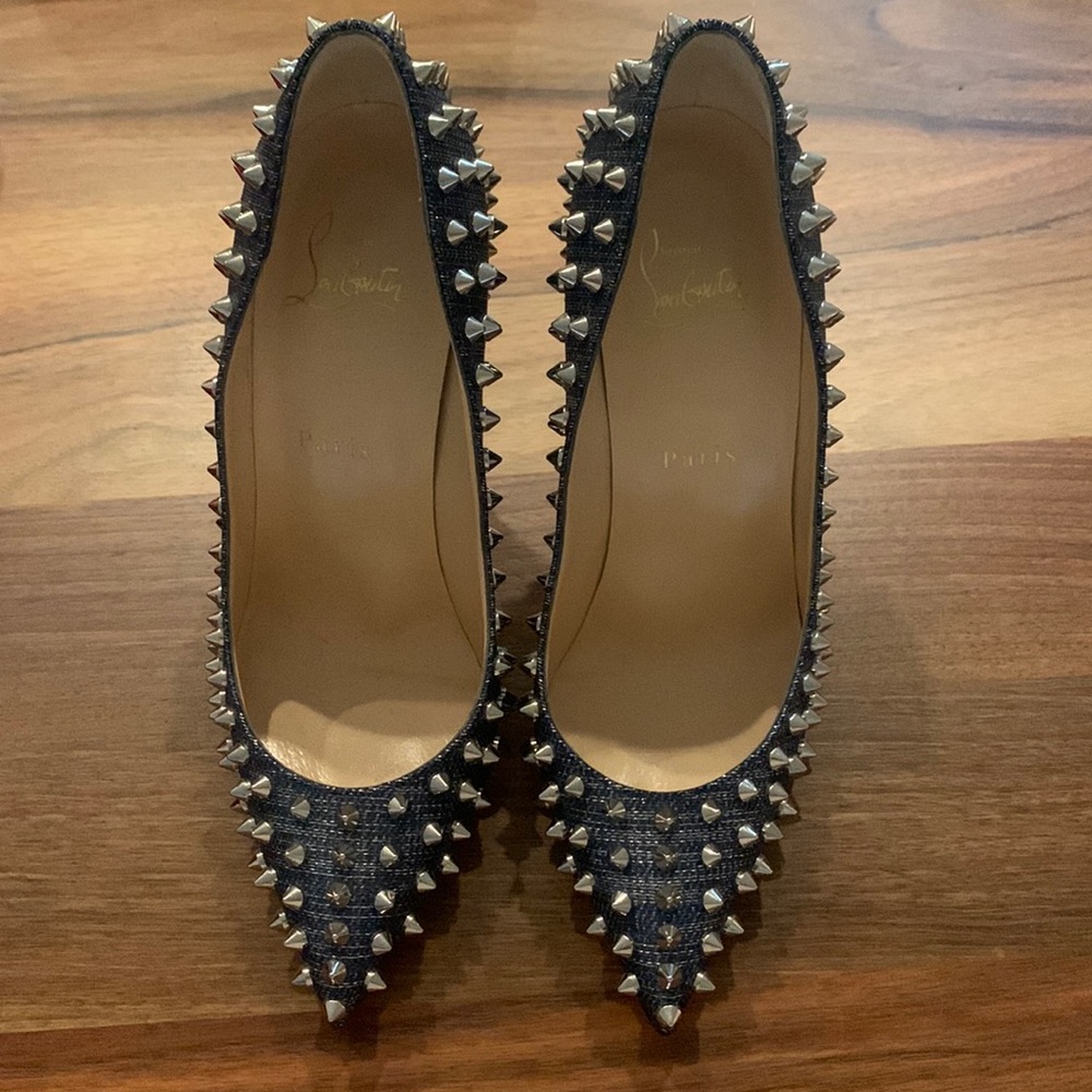 Brand new Christian Louboutin pumps